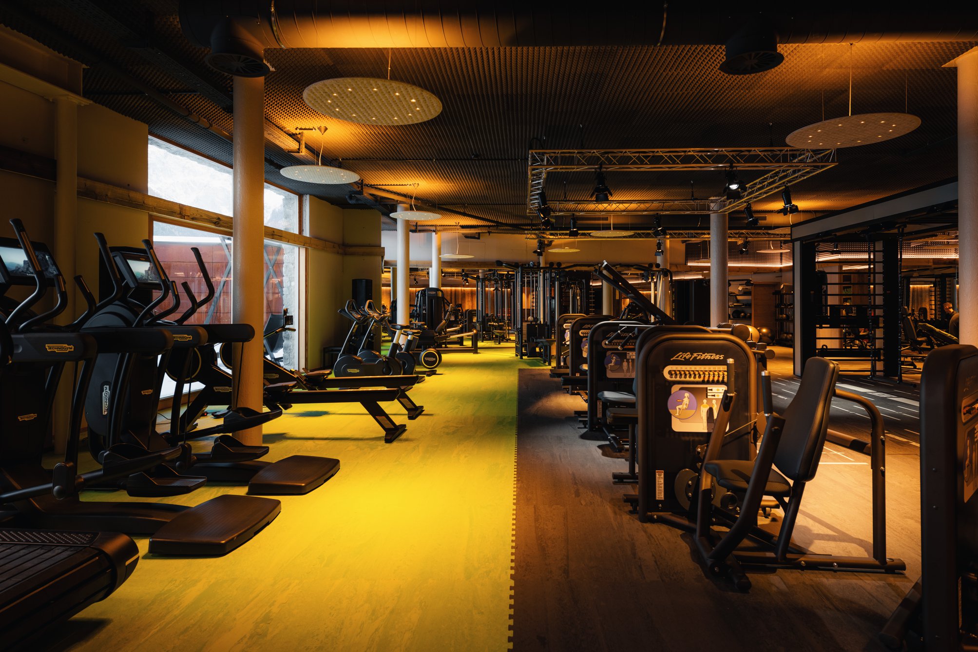 Heart Gym & Wellness - Premium Fitness Experience